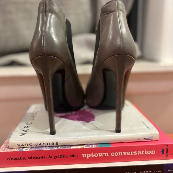 Saint Laurent Gray Leather Ankle Booties SZ EU 37 - Picture 3 of 4